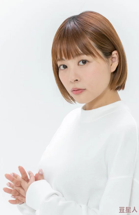 真宫梨沙子初秋玉色心怀希望勇敢追梦迎接美好未来